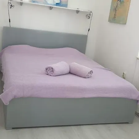 Apartman Lino アパート *